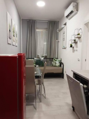 Rho Fiera Onit's Apartment